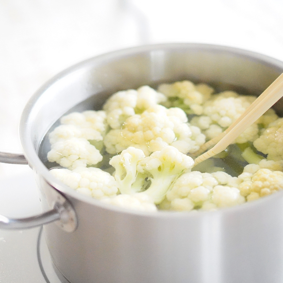 カリフラワーの下ごしらえ 茹で方 茹で時間 切り方 Fily フィリー