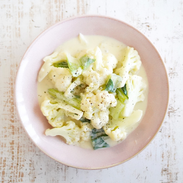 カリフラワーの豆乳チーズ煮のレシピ・作り方