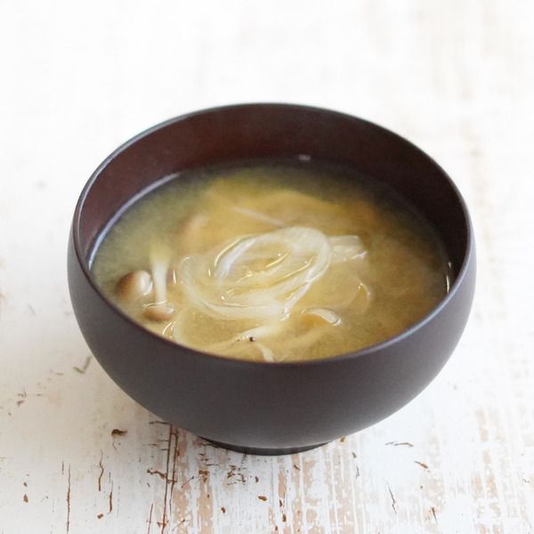 しめじと長ねぎのみそ汁のレシピ・作り方