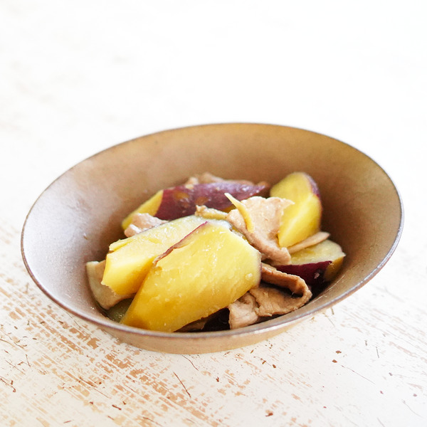 さつまいもと豚肉の煮物のレシピ・作り方